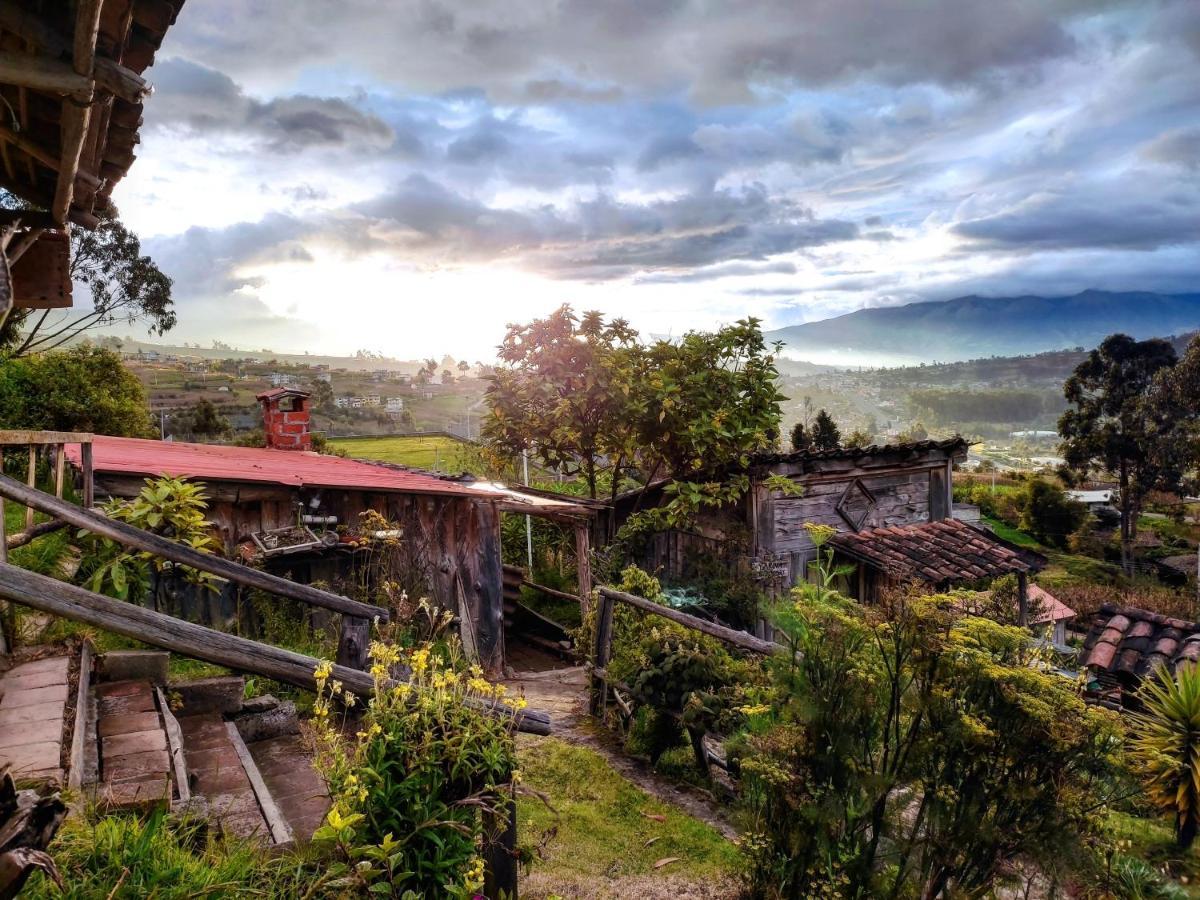 Cabanas Y Glampings Balcon Del Lago Otavalo Exterior photo