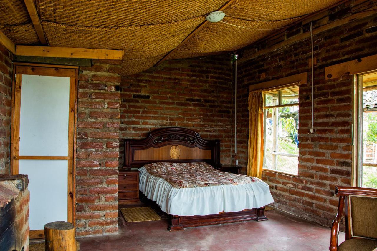 Cabanas Y Glampings Balcon Del Lago Otavalo Exterior photo