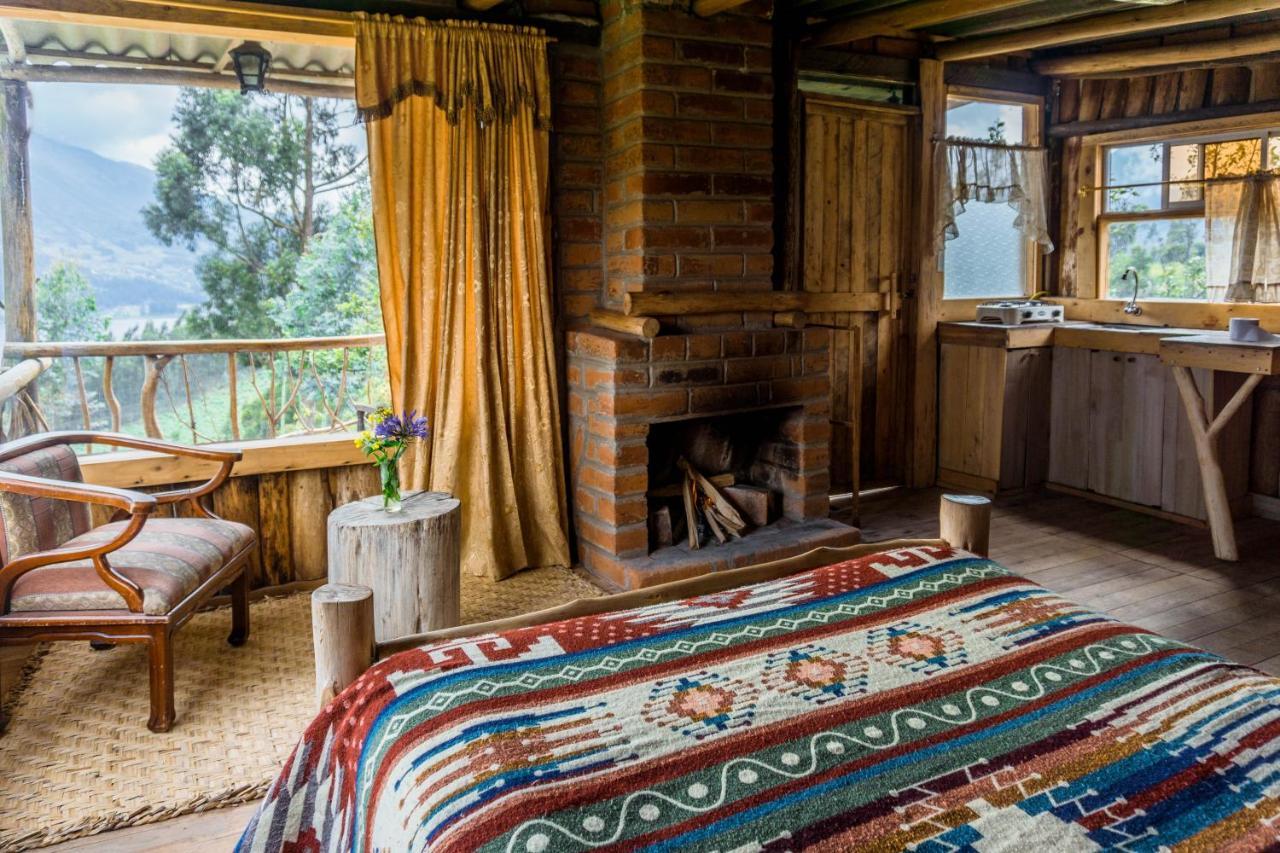 Cabanas Y Glampings Balcon Del Lago Otavalo Exterior photo