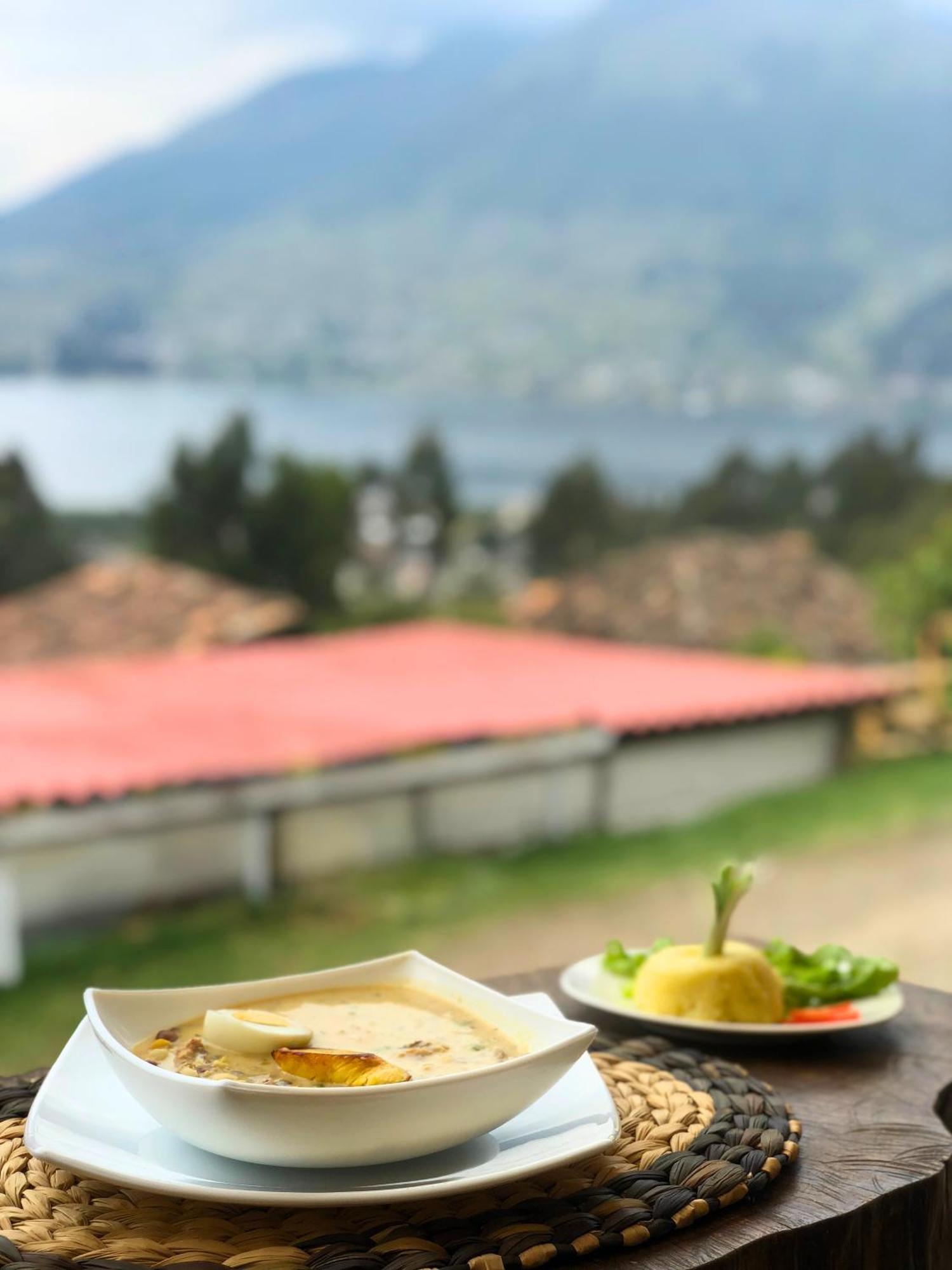 Cabanas Y Glampings Balcon Del Lago Otavalo Exterior photo